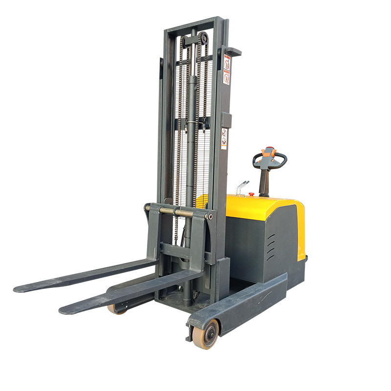 電動堆高車廠家直銷聊聊倉儲貨架操作的那些技巧 電動堆高車廠家直銷聊聊倉儲貨架操作的那些技巧