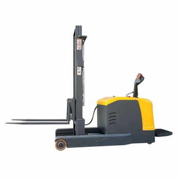 1.5噸前移電動(dòng)堆高車