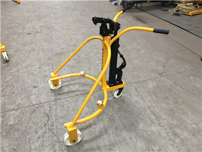 手動油桶搬運車1