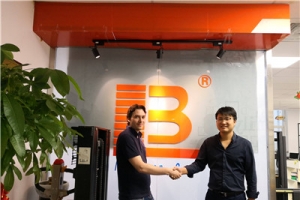 環(huán)保電動(dòng)叉車為何會(huì)成為搬運(yùn)主流?