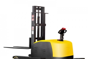 站架式全電動(dòng)堆高車操作培訓(xùn)視頻!