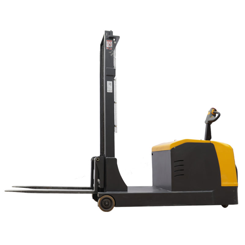 全電動堆高車生產廠家操作堆高車要注意什么