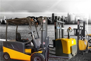 倉儲搬運叉車在裝卸貨物作業時有什么要求？