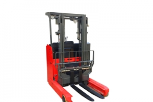 全電動堆高車生產廠家的產品亮點