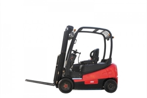 倉儲叉車廠家：電動叉車是否需要上牌年檢