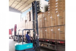 倉儲電動叉車廠家提醒駕駛電動叉車要注意哪些細節問題？