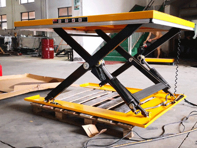 剪叉式高空作業平臺 多種款式任你挑選！