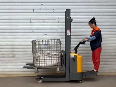 高效搬運 雙托盤電動堆垛機專業性強