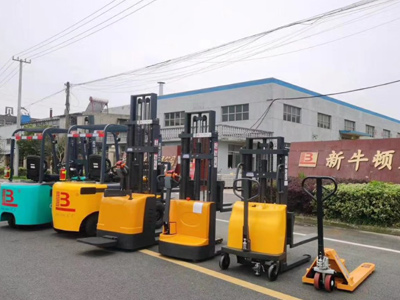 新牛盾叉車產(chǎn)品