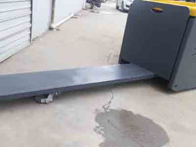 電動搬運車貨叉